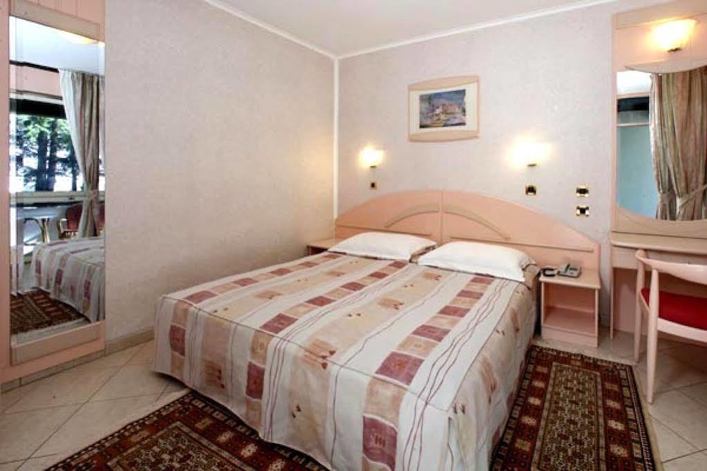 Garden Suites Park Plava Laguna Poreč Dış mekan fotoğraf
